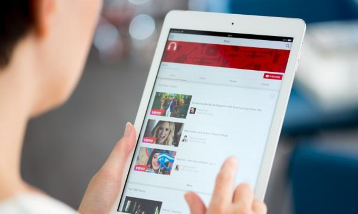 YouTube Tests New Shoppable Video Ads Tools